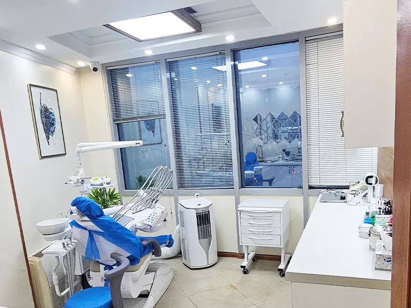 فضای درمانگاه رها